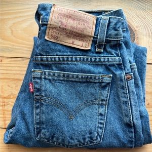Vintage Levi’s 550; Junior size 3 fits like 24